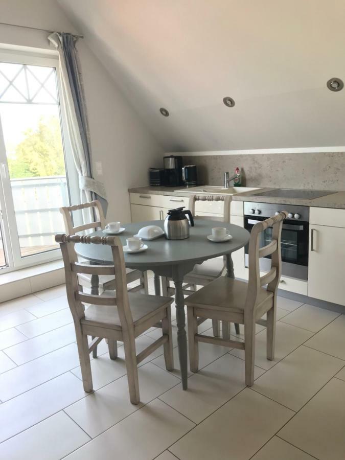 Ferienwohnung Hafenstrasse Zingst Exterior foto